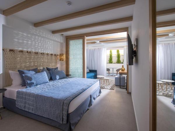 Omiros Boutique Hotel (Adults Only) : photo 3 de la chambre suite lit king-size boho avec terrasse