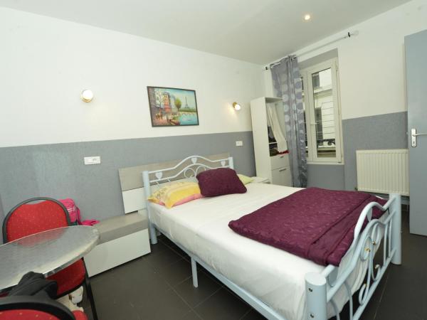 Hotel De La Poste : photo 7 de la chambre chambre double standard