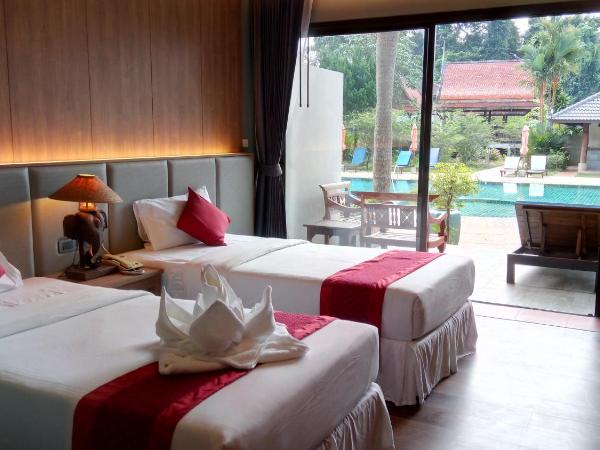Chang Buri Resort & Spa : photo 6 de la chambre chambre deluxe côté colline - vue sur piscine