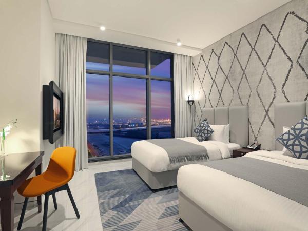 Millennium Atria Business Bay : photo 4 de la chambre appartement premium 3 chambres - vue partielle sur burj khalifa