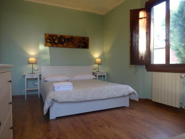 Bed & Breakfast La Tavernetta : photo 1 de la chambre chambre triple avec salle de bains privative