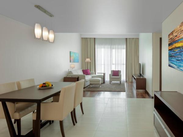 Hyatt Place Dubai Jumeirah Residences : photo 3 de la chambre appartement 1 chambre avec cuisine
