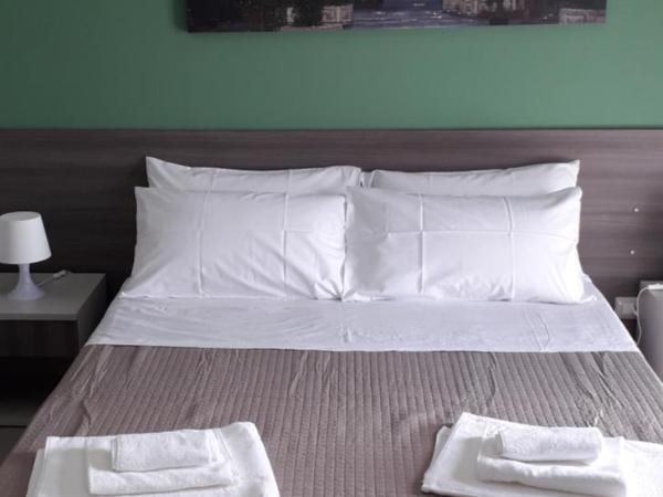 Borgo Palombaio 2 : photo 9 de la chambre chambre lit king-size avec balcon