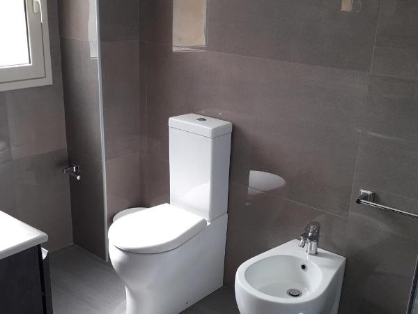 Borgo Palombaio 2 : photo 1 de la chambre chambre lit king-size avec balcon