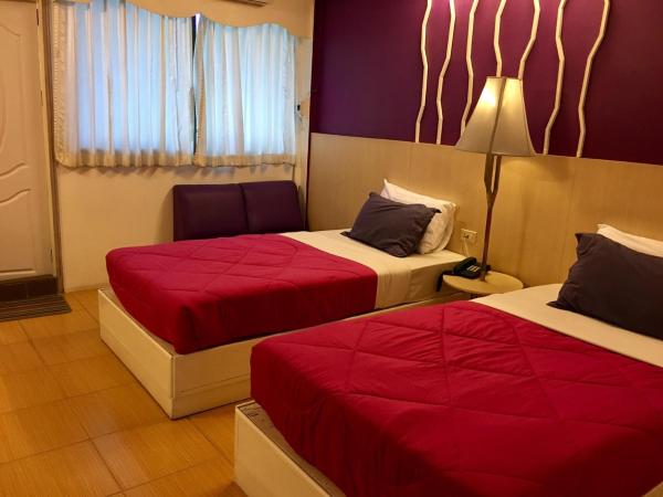 Highway Hotel : photo 5 de la chambre chambre lits jumeaux chic de luxe 