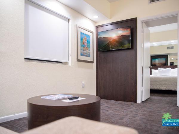 Crystal Beach Suites Miami Oceanfront Hotel : photo 2 de la chambre suite lit queen-size