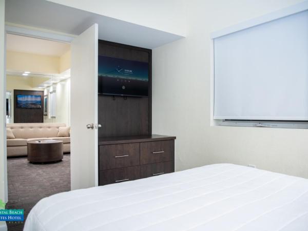 Crystal Beach Suites Miami Oceanfront Hotel : photo 6 de la chambre suite lit queen-size