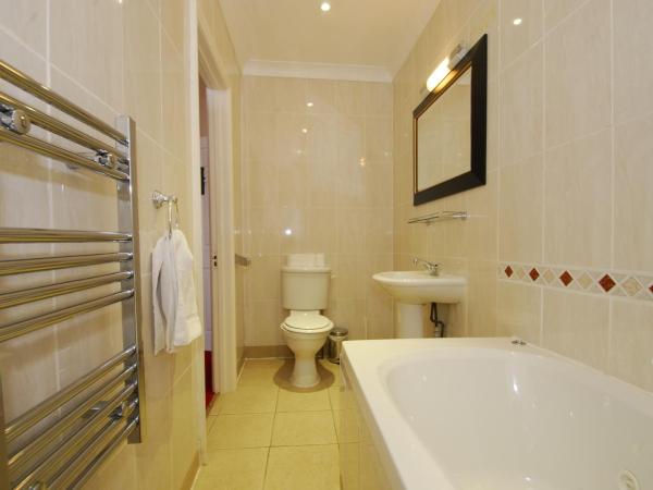 The Beach Hotel : photo 3 de la chambre chambre double