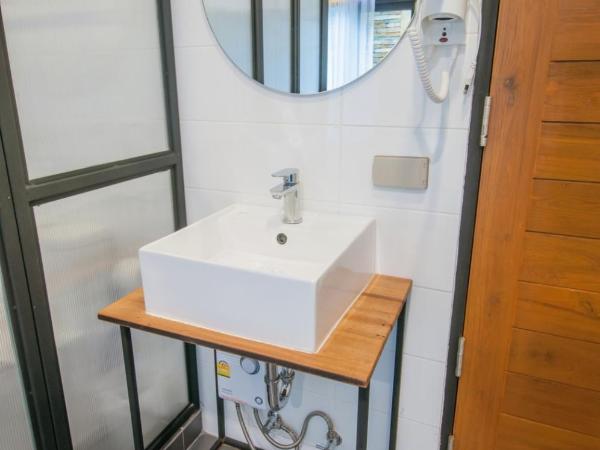 Sathu Hotel : photo 6 de la chambre chambre double deluxe