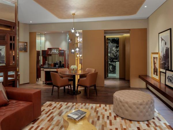 Paramount Hotel Dubai : photo 3 de la chambre suite don corleone