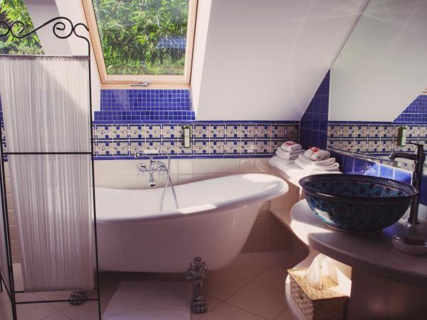 Ekosamotnia : photo 2 de la chambre chambre lit king-size deluxe