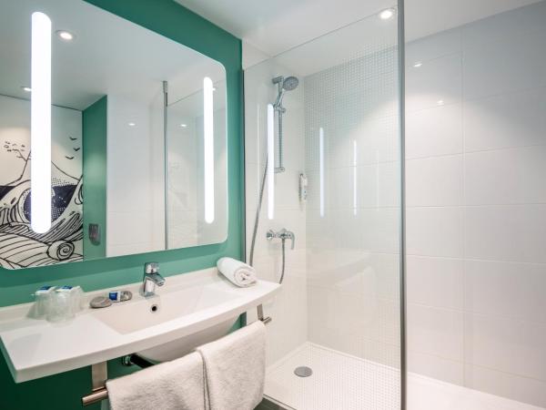 ibis budget Besançon Centre Gare : photo 7 de la chambre chambre triple