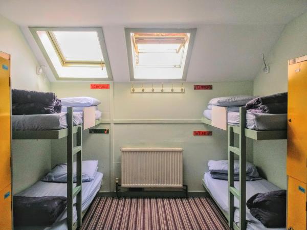 High Street Hostel : photo 4 de la chambre lit dans dortoir mixte de 8 lits 
