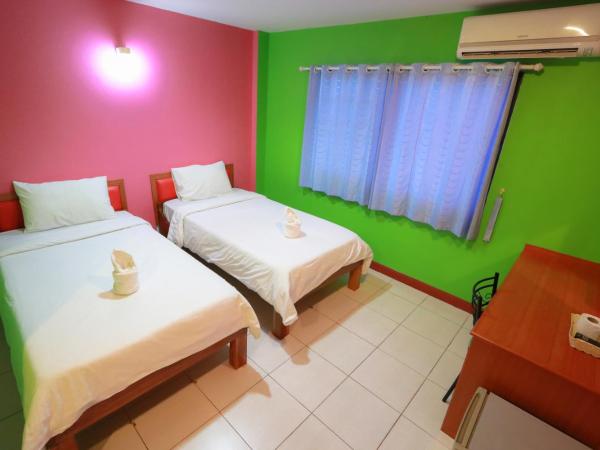 Chiang Rai Park Resort : photo 2 de la chambre chambre lits jumeaux standard