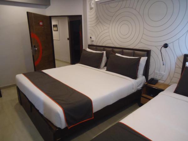 Hotel Maan Residency : photo 1 de la chambre chambre double supérieure