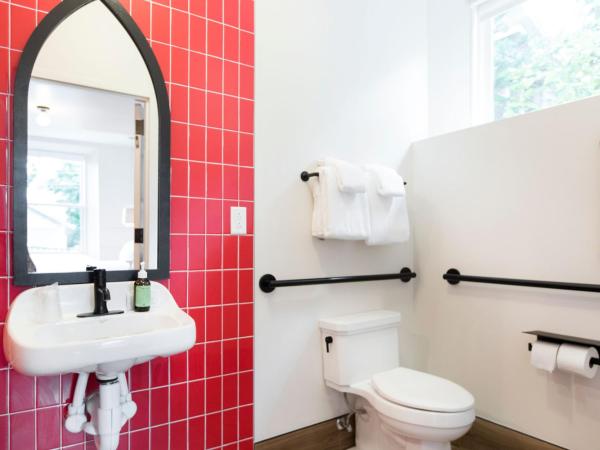 The Russell : photo 7 de la chambre room 1:5 - deluxe king