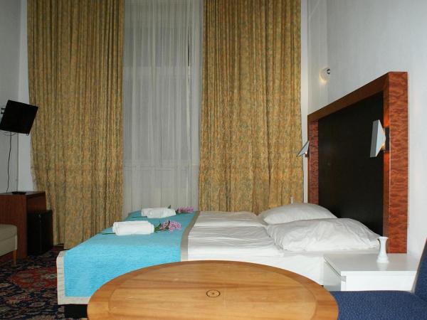 Hotel Garni Aaberna : photo 2 de la chambre chambre double avec douche