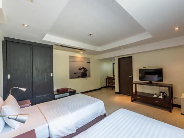 Hotel Tropicana Pattaya : photo 2 de la chambre chambre deluxe double ou lits jumeaux