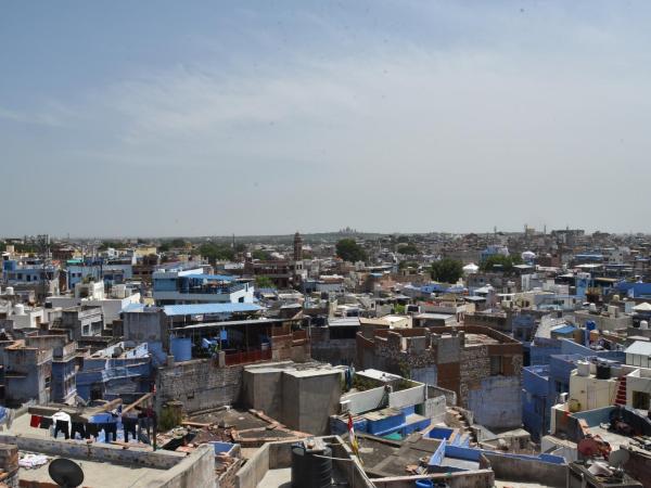 Sunshine Guest House & Restaurant : photo 1 de la chambre chambre double avec balcon