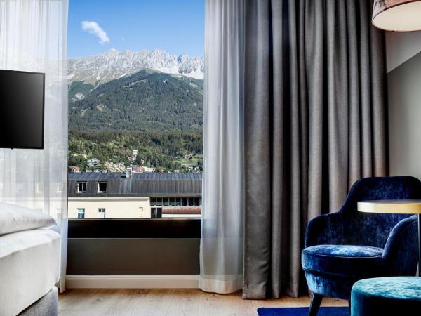 STAGE 12 Hotel by Penz : photo 1 de la chambre chambre double - vue sur montagne