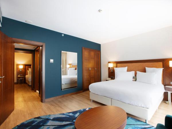 Mercure Istanbul Bakirkoy : photo 3 de la chambre suite familiale avec accès gratuit au spa