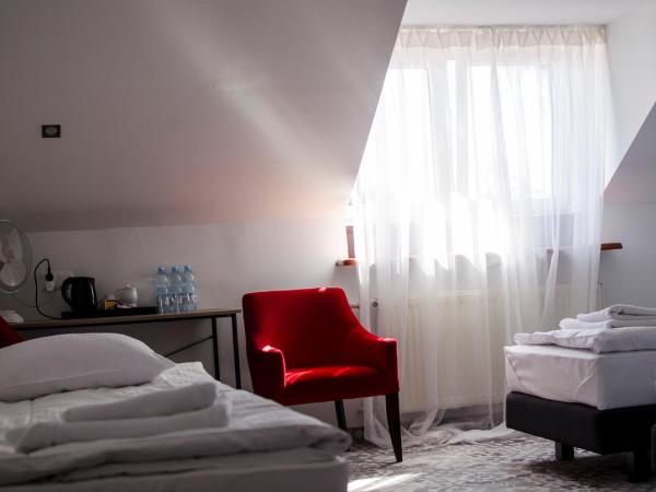 Zajazd Pod Gwiazdami : photo 2 de la chambre chambre triple