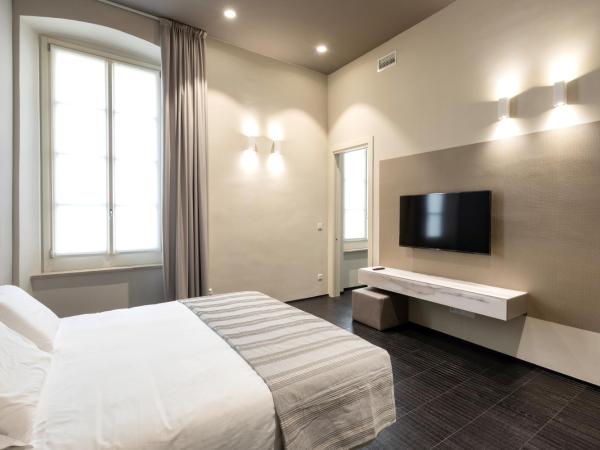 Salina Luxury Suites : photo 3 de la chambre chambre lit king-size