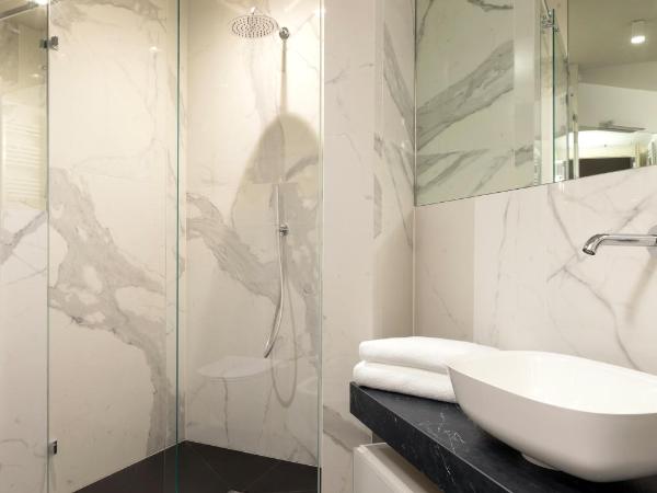 Salina Luxury Suites : photo 5 de la chambre chambre deluxe