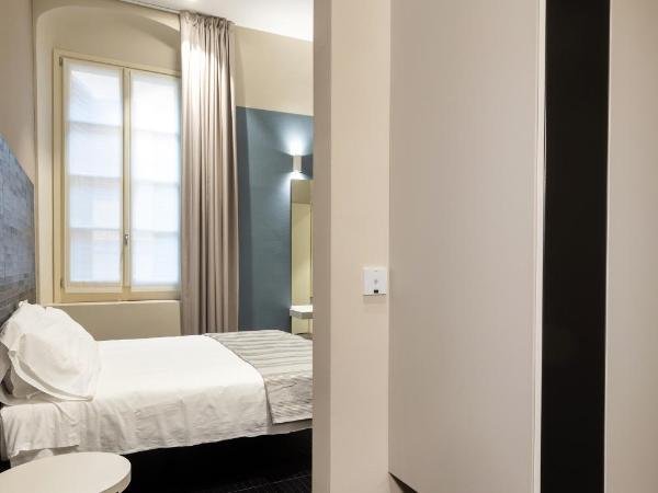Salina Luxury Suites : photo 3 de la chambre chambre lit king-size deluxe