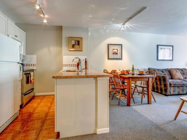 Town Plaza Suites by Golden Dreams : photo 3 de la chambre appartement deluxe