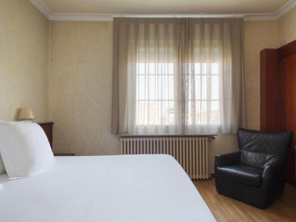 Hotel Astoria : photo 4 de la chambre chambre double ou lits jumeaux supérieure