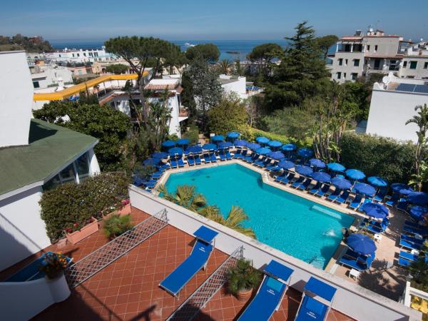 Hotel Floridiana Terme : photo 4 de la chambre chambre double - vue latérale sur mer