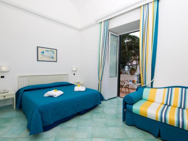 Hotel Floridiana Terme : photo 3 de la chambre chambre triple standard