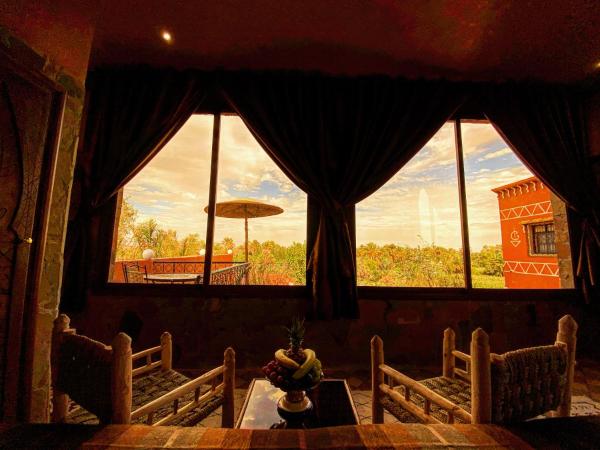 Riad Chay & Boutique : photo 6 de la chambre chambre lit king-size avec balcon