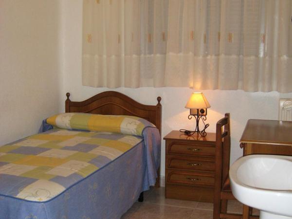 Hostal Los Andes : photo 8 de la chambre chambre simple avec salle de bains commune