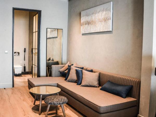 Perge Hotels - Adult Only 18 plus : photo 3 de la chambre suite infini avec terrasse 