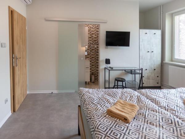 Penzion Moon : photo 5 de la chambre chambre double avec salle de bains privative