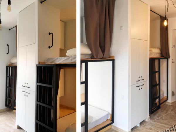 Hostel Numero Trece : photo 4 de la chambre lit dans dortoir pour femmes de 8 lits