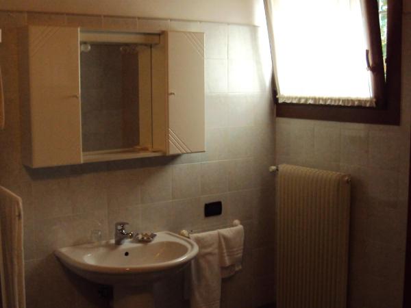 Agriturismo Sant' Anna : photo 3 de la chambre chambre triple