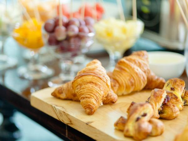 Sofitel Guangzhou Sunrich - Registration Service and Free Shuttle Bus to Canton Fair Complex : photo 7 de la chambre chambre supérieure avec petit-déjeuner buffet, dîner buffet et avantage exécutif - 2 adultes + 1 enfant 