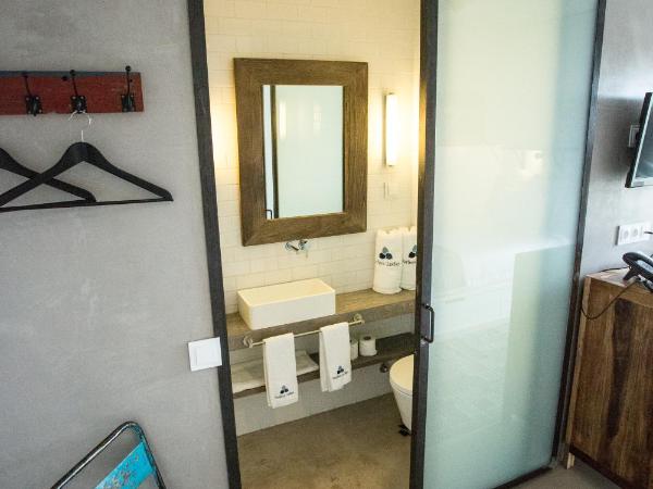 Surfers Lodge Peniche : photo 1 de la chambre chambre lits jumeaux standard