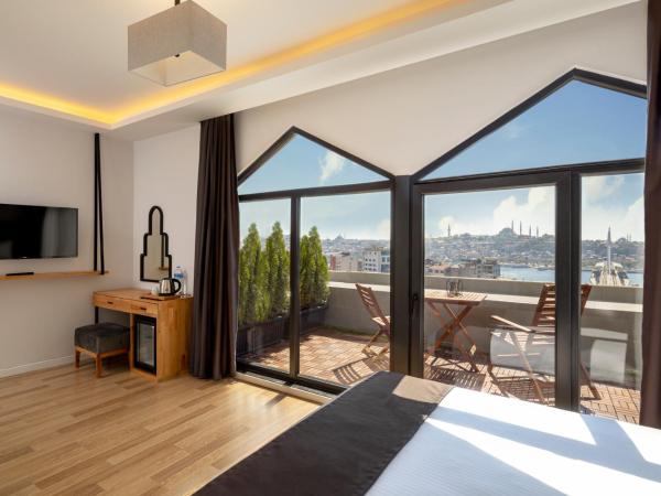 DORUK PALAS HOTEL : photo 2 de la chambre chambre double deluxe avec balcon - vue sur mer