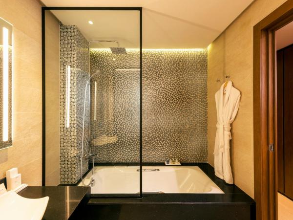 Radisson Blu Hotel Casablanca City Center : photo 8 de la chambre suite 1 chambre