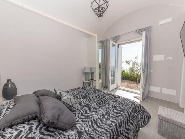 Tenuta C'est la Vie : photo 4 de la chambre chambre double deluxe - vue sur mer