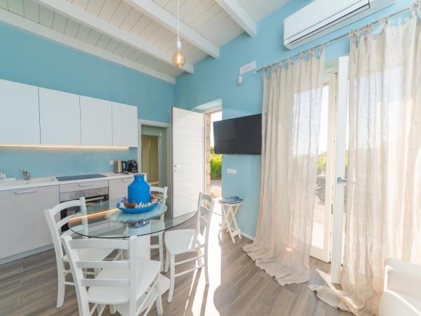 Tenuta C'est la Vie : photo 5 de la chambre appartement - vue sur mer