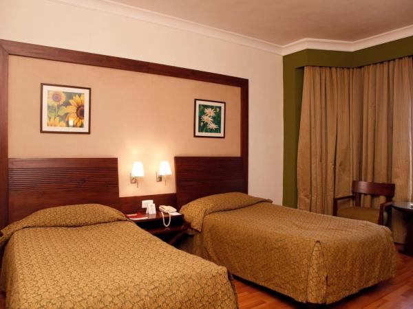The Retreat Hotel & Convention Centre : photo 2 de la chambre chambre lits jumeaux deluxe