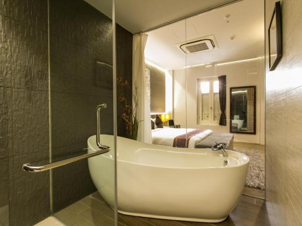 Bliss Hotel Singapore : photo 3 de la chambre suite double