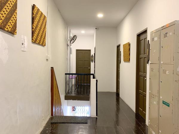 Hornbill's Nest Kuching : photo 7 de la chambre chambre lit king-size