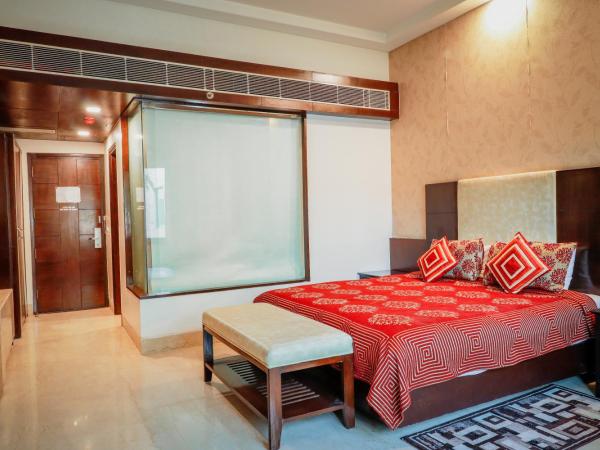 Hotel Airport Residency : photo 1 de la chambre chambre double de luxe