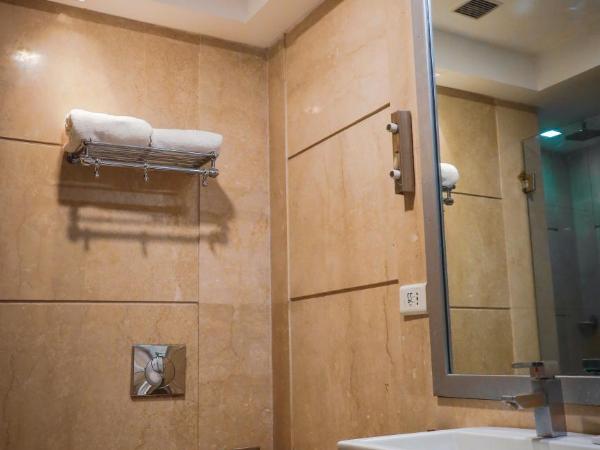 Hotel Airport Residency : photo 10 de la chambre chambre double de luxe